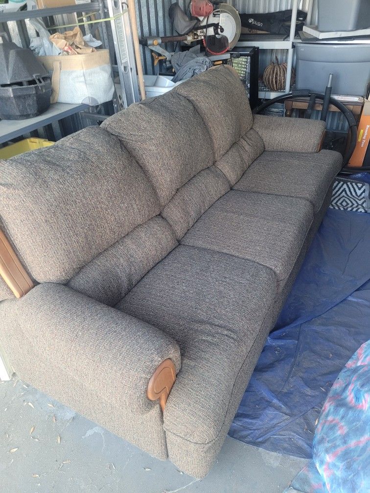 Couch and Loveseat Pull Out Beds