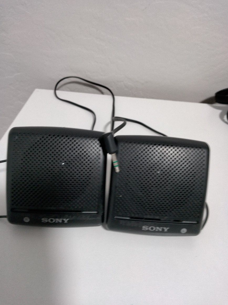 Speaker Smaller