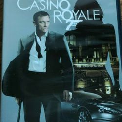 LIKE NEW James Bond 007 Daniel Craig Action Thriller Movie Set 
