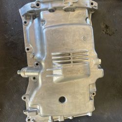 2004 Mazda Tribute Oil Pan