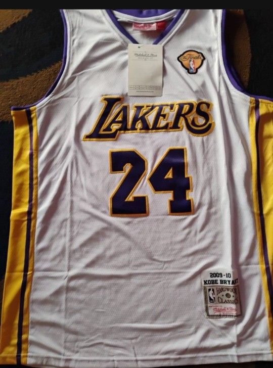 Kobe Bryant laker jerseys