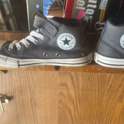 Converse All-Star Shoes, Size Youth 2 $10!