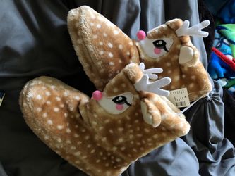 New size 2/3 justice deer slippers