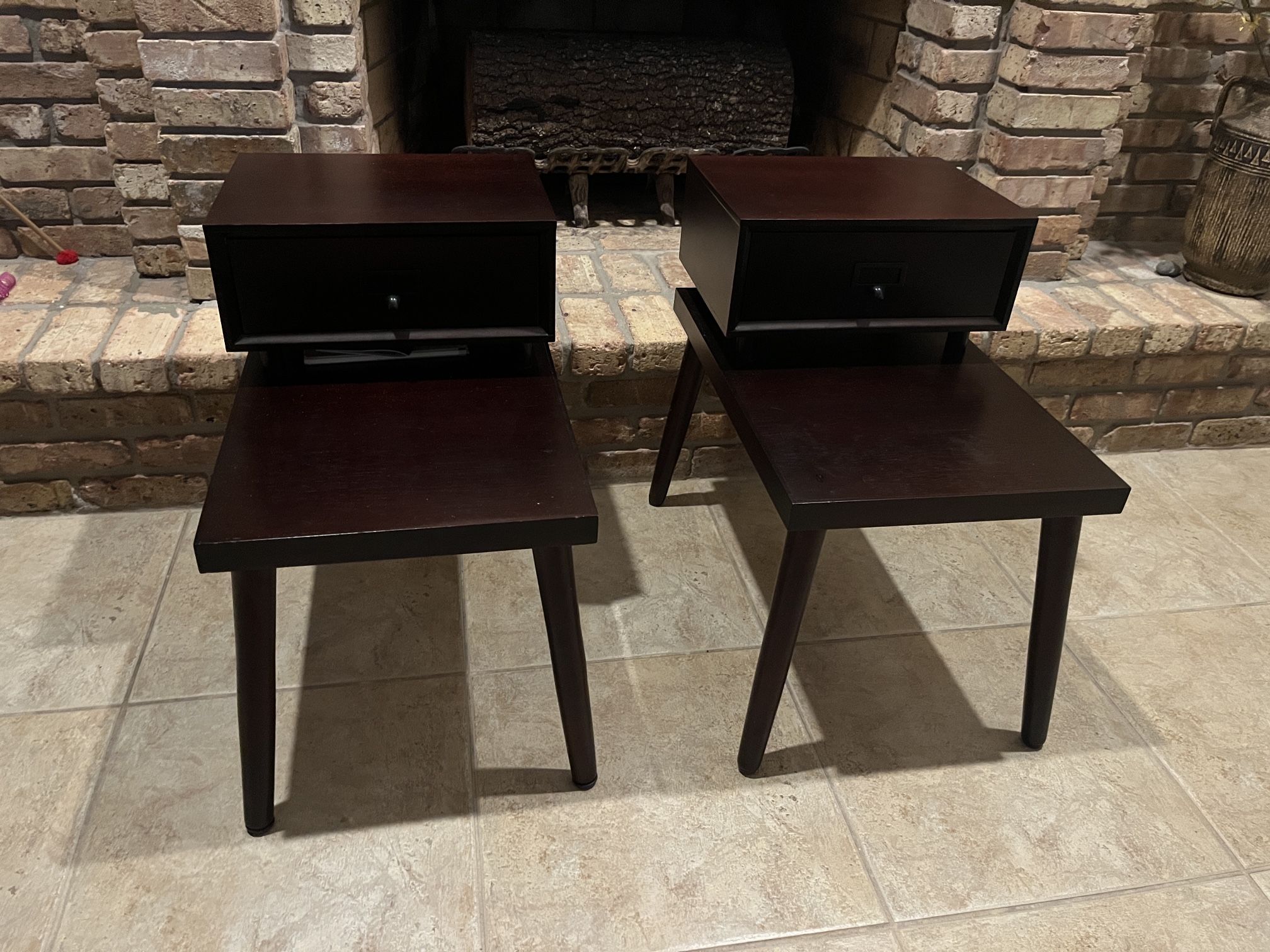 All Wood Vintage TV Stand and Media Console. Great condition and extremely well built. Five large storage areas. The top storage area door is covere