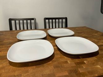 4 IKEA Dinner Plates