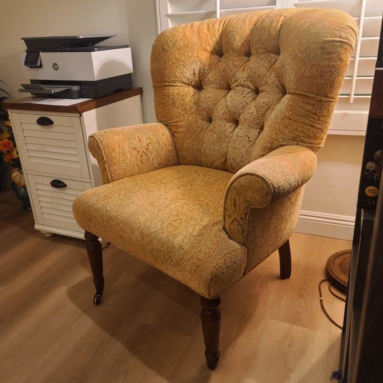 Unique Victorian-Style Upright Chair