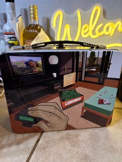 Vintage LUNCHBOX Metal Case 90's Hip Hop Theme 9"x7"