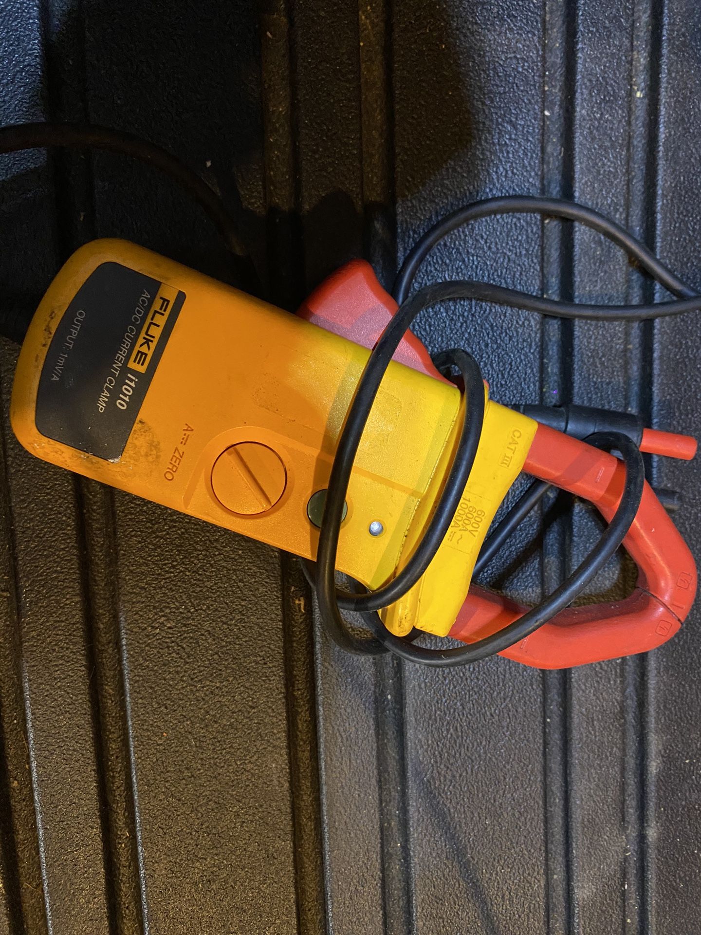 Fluke i1010 Ac/dc Current Clamp