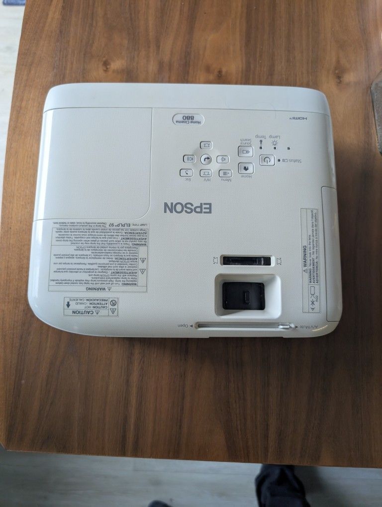 1080p Projector - Epson Home Cinema 880