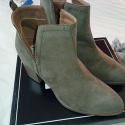 Women's Low Cut Boots 