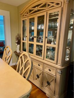 China cabinet