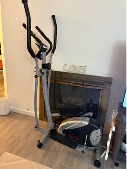 Sunny Health & Fitness Magnetic Elliptical - Great Condition!