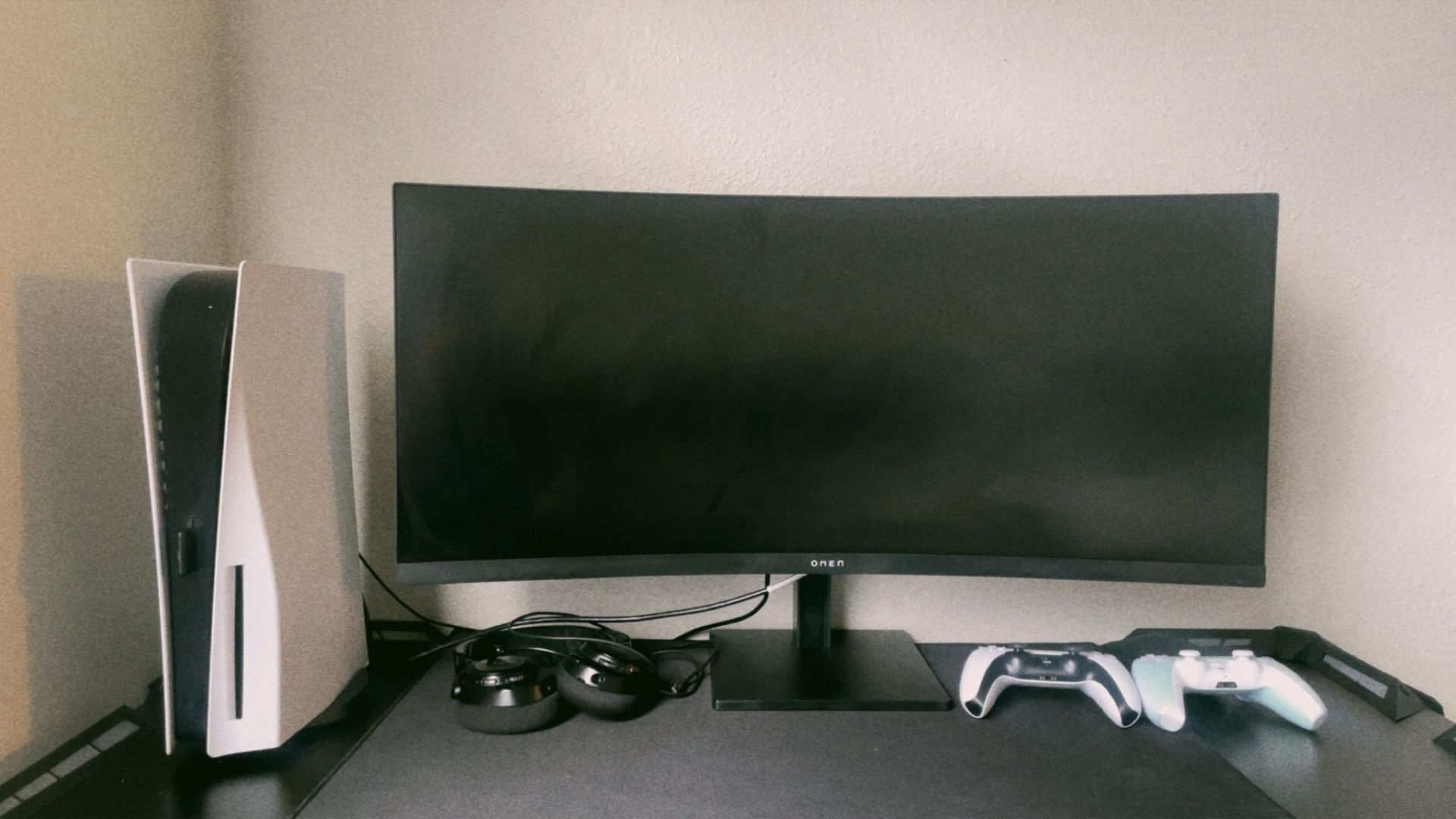 Ps5 And Omen Gaming Monitor