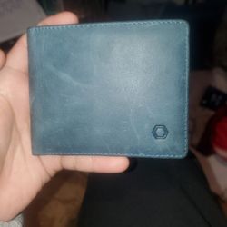 Dante Wallet Made Of Blue Cowhide Leather Bi-Fold 