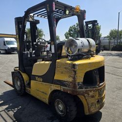 Yale GLP060VX Pneumatic Tire Forklift 