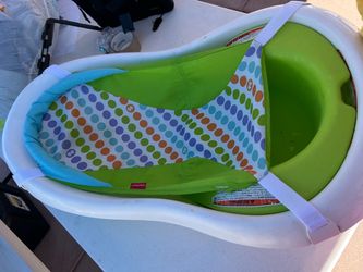 Baby bath tub