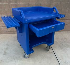 Cambro Cast Cart