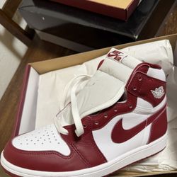 Air Jordan 1 Retro High OG “Artisanal Red” 