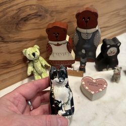 MINIATURES - bears / cats & a dog