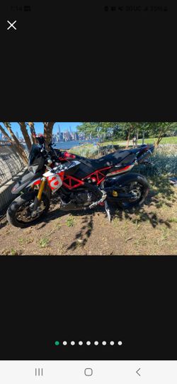 2018 Aprilia Dursoduro 900