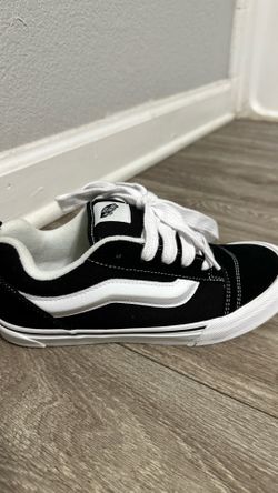 Vans knu skool black and white size 7 men’s