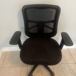 Rolling Chair Like New 