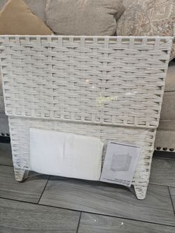 Laundry hamper basket
