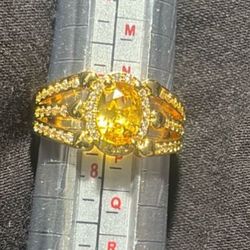  Yellow Canary And Rhinestone Gold Adjustable Ring