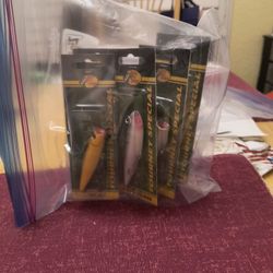 FISHING VARIETY PACK OF FIVE POPPERS FOR $8.00