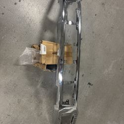 2018-2020 Ford F-150 Chrome Steel Front Bumper Face Bar w/ Fog Light Hole