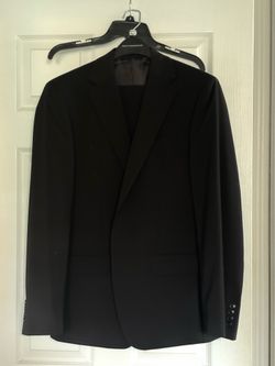 Men’s Suit Bundle – Calvin Klein + Extra Blazer (Like New)