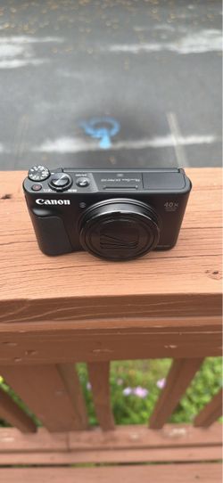Canon PowerShot SX740 HS Compact Camera
