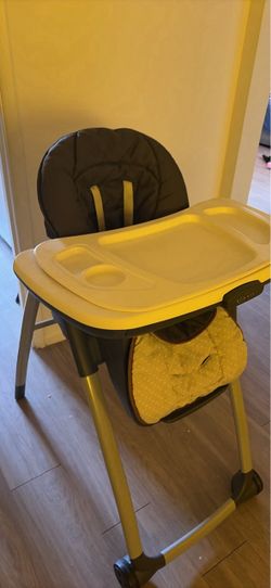 Graco High Chair Table2 Table