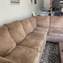 Sectional couch