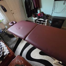 Earthlite Massage Table
