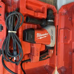 Milwaukee 1-9/16 in. SDS-Max Rotary Hammer