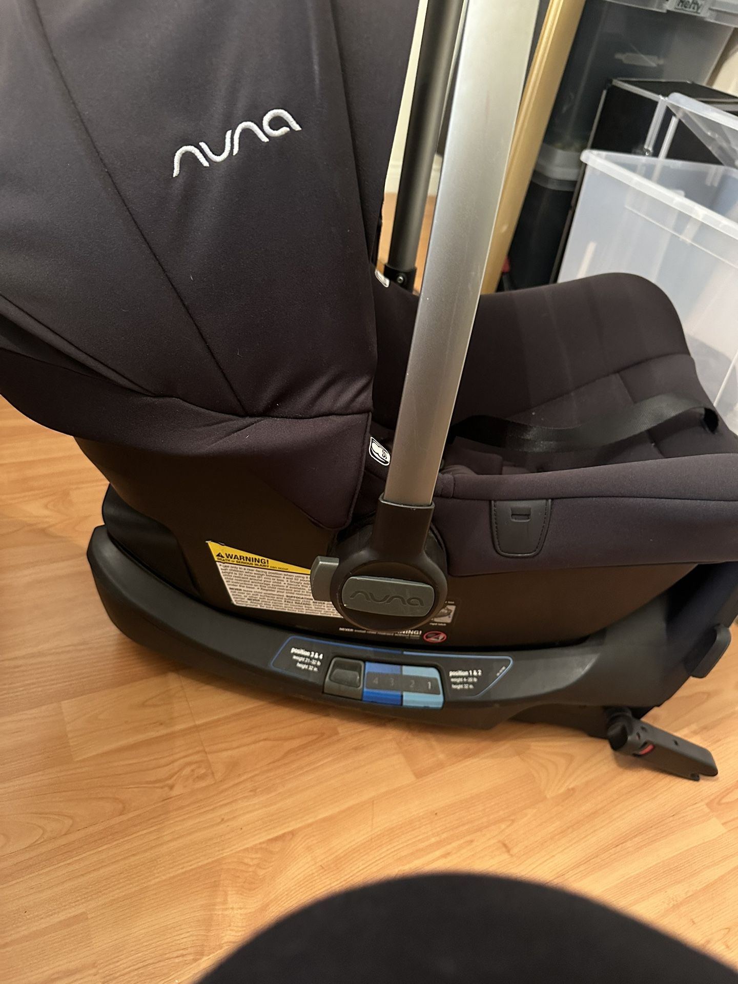 Nuna Car Seat With Base