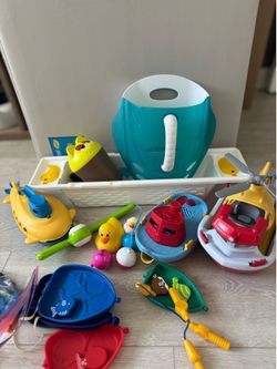 Bath toys for toddlers/babies