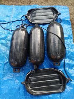 5 Boat Fenders 