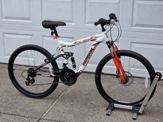 Mongoose Full suspension 24 Mountain Bike
