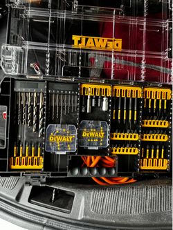 Dewalt impact drive/drill set