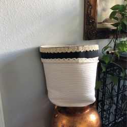 Knitted Basket