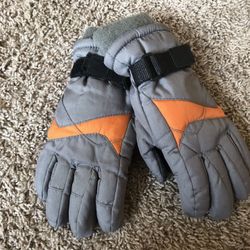 Kids Thinsulate Gloves with Heavy Insulation, Size 4-7