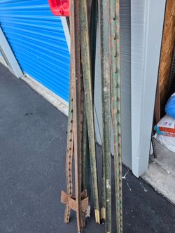 Metal Fence Posts 9ps
