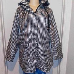 New women's raining/wind jacket available in size large