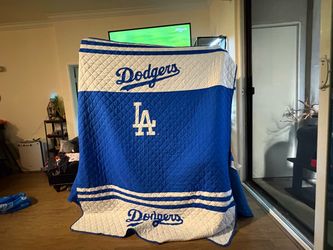 Dodger sofa cover