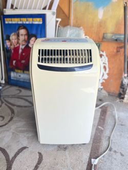 10,000 BTU portable air conditioner with vent hose