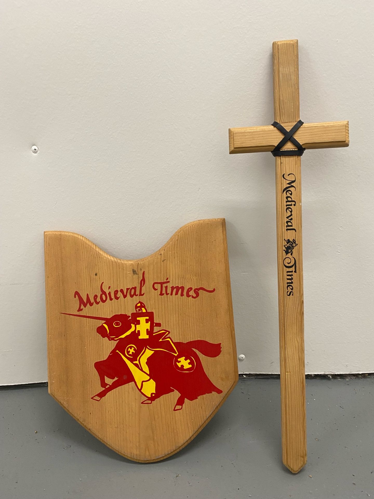 Midevil Times Shield & sword