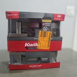 Kwikset Halifax Entry Door Handle + Deadbolt Combo - Satin Nickel