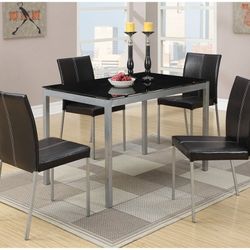 5 PC DINNING SET NEW IN BOX ☎️ 1714586,2564 